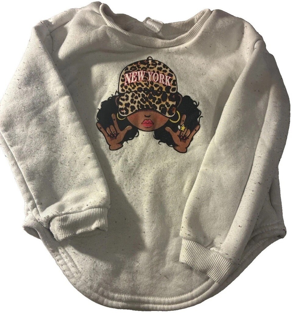 kids' white graphic pullover sweatshirt